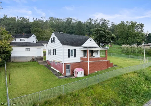Single family home for sale at 102 Wagner Ave, Bellaire, OH 43906 | MLS# 5242749