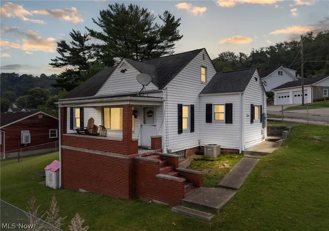 Photo 2 of Single family home for sale at 102 Wagner Ave, Bellaire, OH 43906 | MLS# 5242749 | Listing updated on 2026-09-06