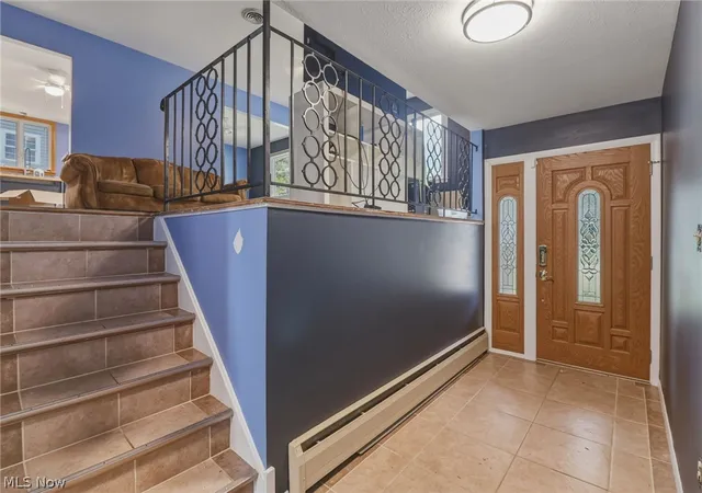 Photo 2 of Single family home for sale at 364 Wallace Dr, Berea, OH 44017 | MLS# 5241294 | Listing updated on 2026-09-23