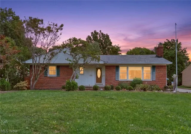 Single family home for sale at 1887 Brainard Rd, Cleveland, OH 44124 | MLS# 5242362