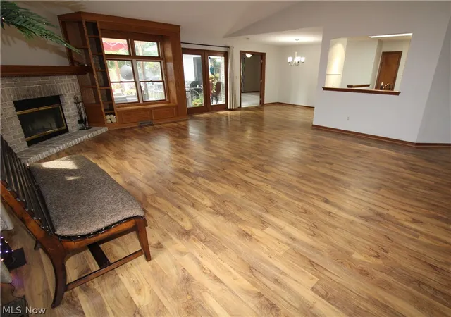 Photo 2 of Single family home for sale at 138 Loyola Dr, Elyria, OH 44035 | MLS# 5232694 | Listing updated on 2026-09-06