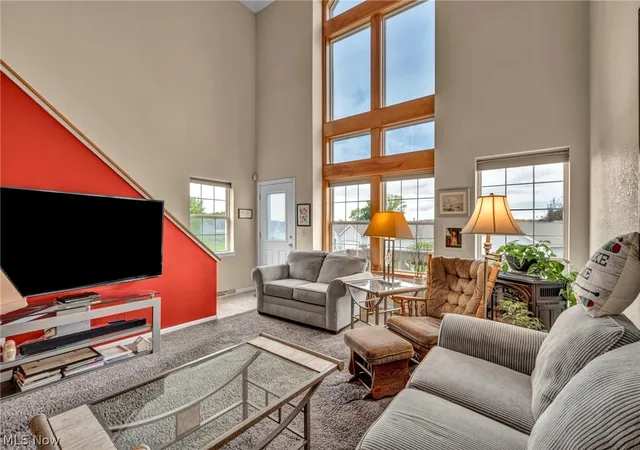 Photo 4 of Condo for sale at 1909 Craig Dr, Lake Milton, OH 44429 | MLS# 5242522 | Listing updated on 2026-09-09