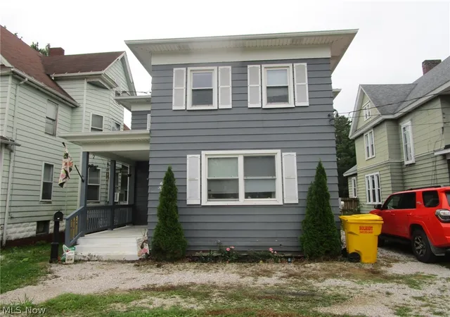 Photo 3 of Single family home for sale at 815 Main St, Conneaut, OH 44030 | MLS# 5242799 | Listing updated on 2026-09-12