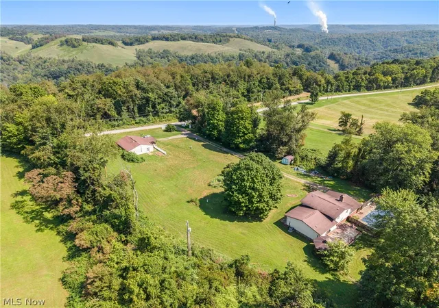 Photo 2 of Single family home for sale at 189 Township Rd 155, Rayland, OH 43943 | MLS# 5242049 | Listing updated on 2026-09-23