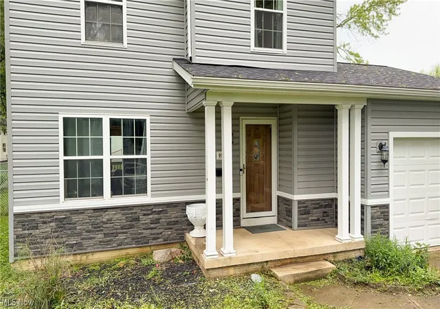 Photo 2 of Sale Pending at 9545 Greenmeadow Rd, Windham, OH 44288 | MLS# 5242828 | Listing updated on 2026-09-15