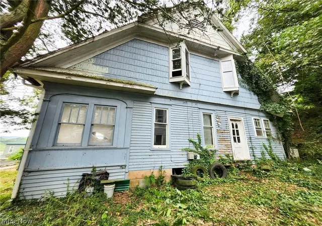 Photo 3 of Single family home for sale at 103 Circle Ave, Spencer, WV 25276 | MLS# 5242838 | Listing updated on 2026-09-09