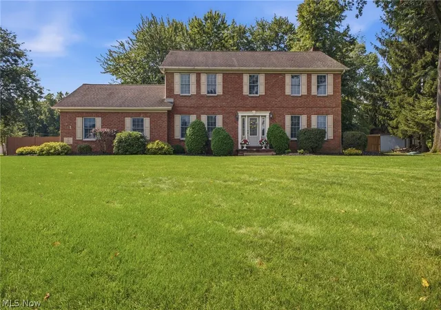 Photo 1 of Sale Pending at 279 Jade Cir, Canfield, OH 44406 | MLS# 5242868 | Listing updated on 2026-09-10