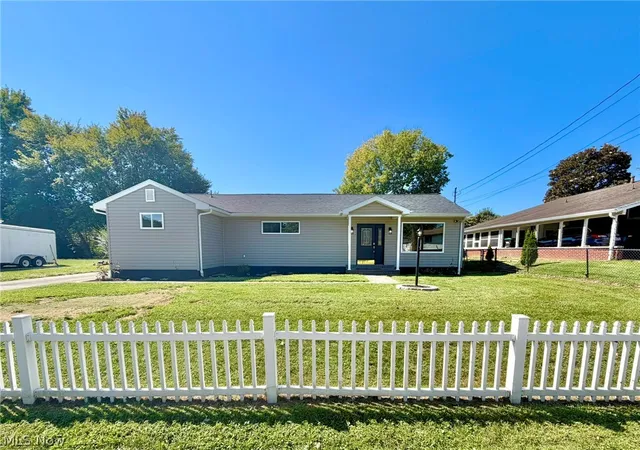 Photo 1 of Single family home for sale at 716 57th Street, Vienna, WV 26105 | MLS# 5242897 | Listing updated on 2026-09-09