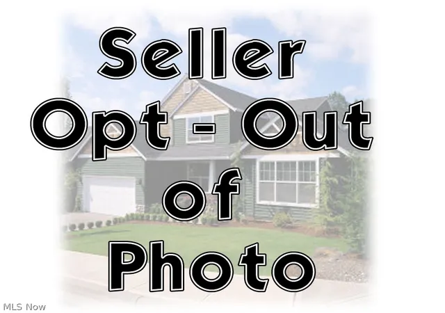 Photo 1 of Sale Pending at 1075 Susan Rd, Ravenna, OH 44266 | MLS# 5242887 | Listing updated on 2026-09-09