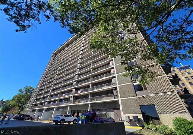 Photo 1 of Condo for sale at 12500 Edgewater Dr #202, Lakewood, OH 44107 | MLS# 5204404 | Listing updated on 2026-09-11