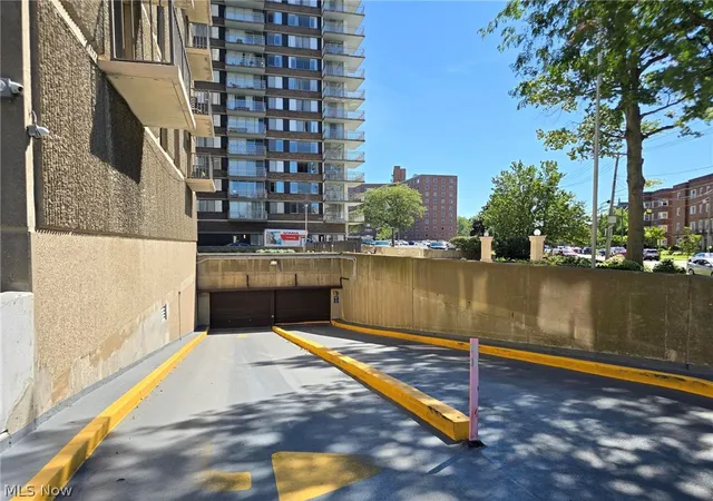 Photo 45 of Condo for sale at 12500 Edgewater Dr #202, Lakewood, OH 44107 | MLS# 5204404 | Listing updated on 2026-09-11
