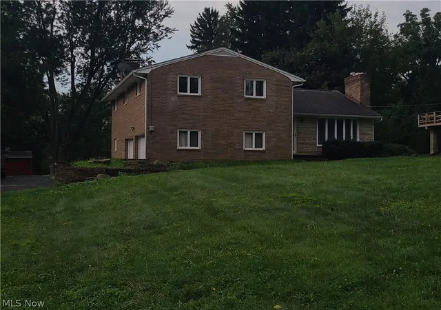 Single family home for sale at 1412 Grove St NE, Canton, OH 44721 | MLS# 5242909