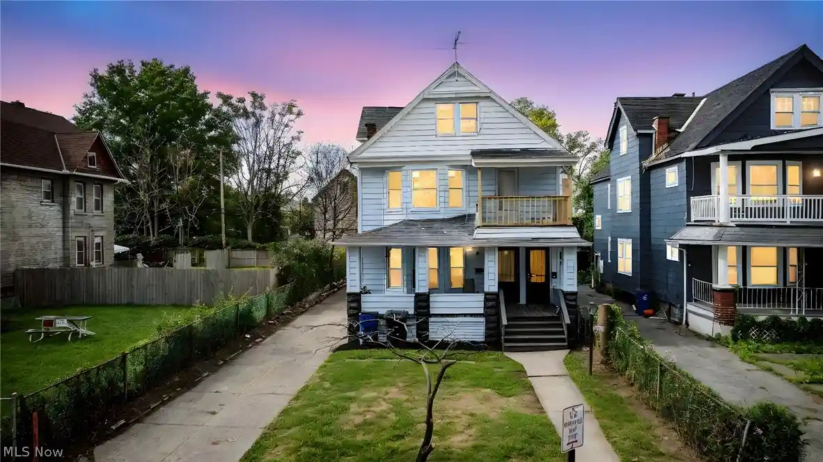 Photo 4 of House for sale at 13608 Earlwood Rd, Cleveland, OH 44110 | MLS# 5241146 | Listing updated on 2026-10-29