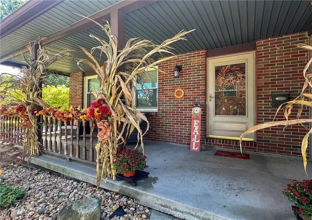 Photo 1 of Single family home for sale at 731 Oregon Ave, Mc Donald, OH 44437 | MLS# 5242865 | Listing updated on 2026-09-15
