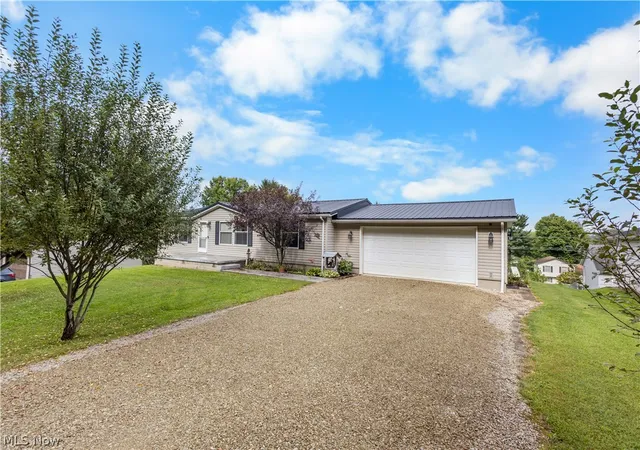 Photo 2 of Single family home for sale at 59160 Martha Dr, Byesville, OH 43723 | MLS# 5242851 | Listing updated on 2026-09-08