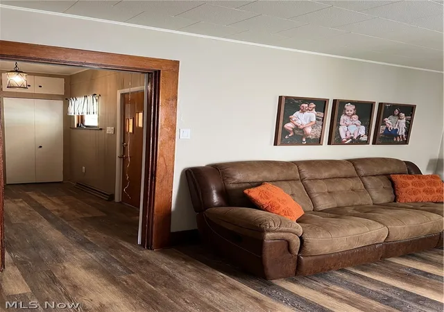 Photo 4 of Single family home for sale at 108 Thomas St, East Palestine, OH 44413 | MLS# 5241558 | Listing updated on 2026-09-08