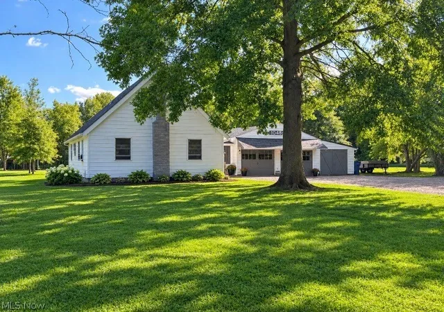 Photo 2 of Single family home for sale at 10484 Knowlton Rd, Garrettsville, OH 44231 | MLS# 5241624 | Listing updated on 2026-09-12