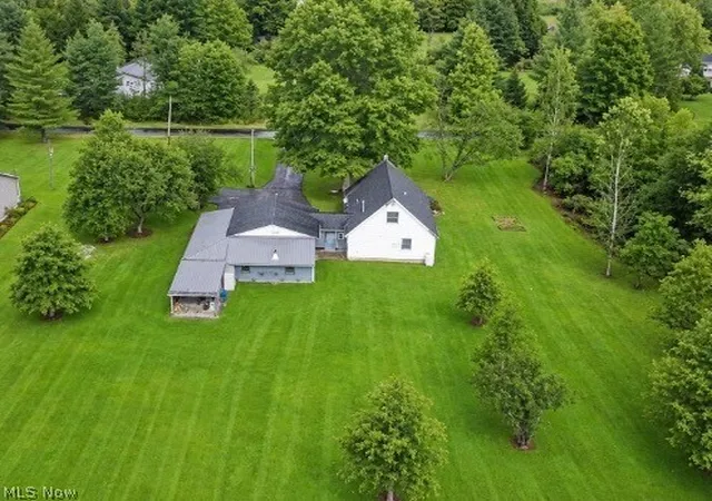 Photo 2 of Single family home for sale at 10484 Knowlton Rd, Garrettsville, OH 44231 | MLS# 5241624 | Listing updated on 2026-09-12