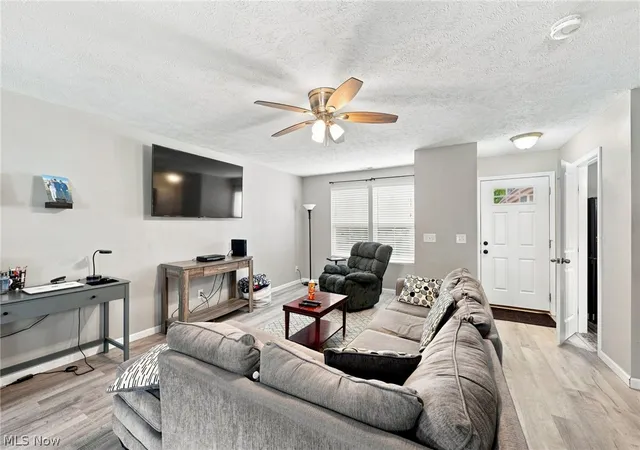 Photo 4 of Single family home for sale at 220 Emily Dr, Madison, OH 44057 | MLS# 5242960 | Listing updated on 2026-09-08