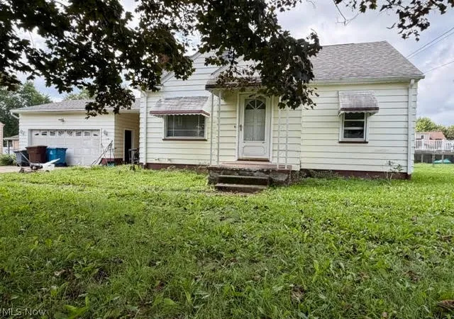 Photo 1 of Sale Pending at 118 Camvet Dr, Campbell, OH 44405 | MLS# 5242869 | Listing updated on 2026-09-13