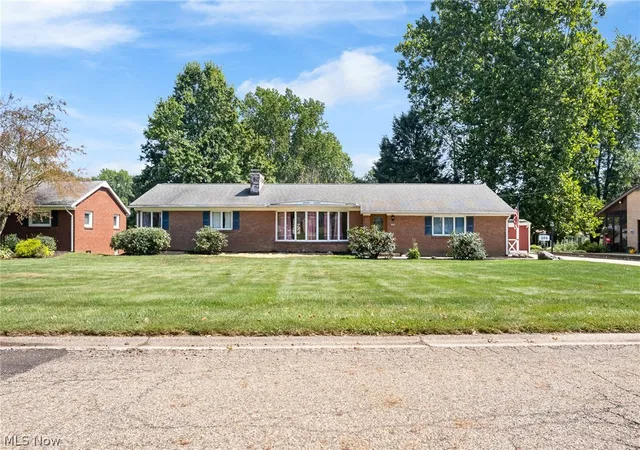 Photo 1 of Single family home for sale at 204 Sutton Ave Ne, North Canton, OH 44720 | MLS# 5242977 | Listing updated on 2026-09-28