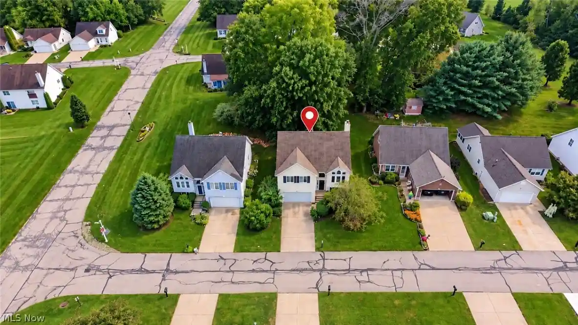 Photo 3 of Condo for sale at 3168 Pondview Dr, Ravenna, OH 44266 | MLS# 5242761 | Listing updated on 2026-10-27