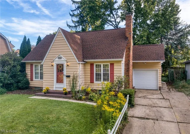 Photo 1 of Sale Pending at 1508 Thornapple Ave, Akron, OH 44301 | MLS# 5241409 | Listing updated on 2026-09-12