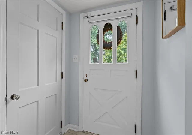 Photo 3 of Sale Pending at 1508 Thornapple Ave, Akron, OH 44301 | MLS# 5241409 | Listing updated on 2026-09-12