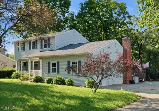 Single family home for sale at 3150 Heatherbrae Dr, Youngstown, OH 44514 | MLS# 5242946