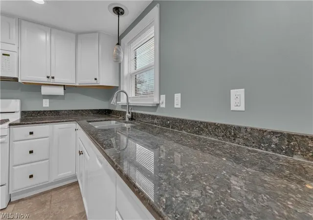 Photo 3 of Single family home for sale at 627 Poland Ave, Struthers, OH 44471 | MLS# 5243006 | Listing updated on 2026-09-08