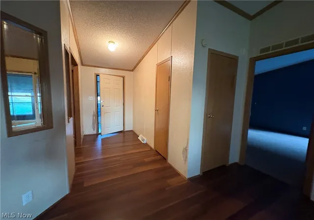 Photo 4 of Single family home for sale at 101 Mcconnell St, Uhrichsville, OH 44683 | MLS# 5242600 | Listing updated on 2026-09-15