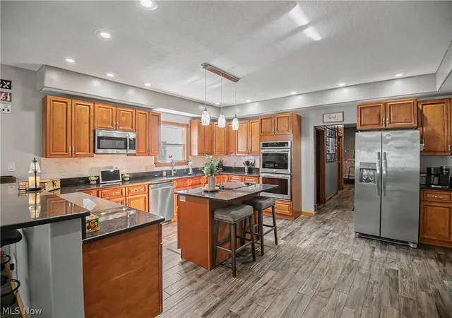 Photo 1 of Single family home for sale at 1461 Stillwagon Rd SE, Warren, OH 44484 | MLS# 5243009 | Listing updated on 2026-09-10