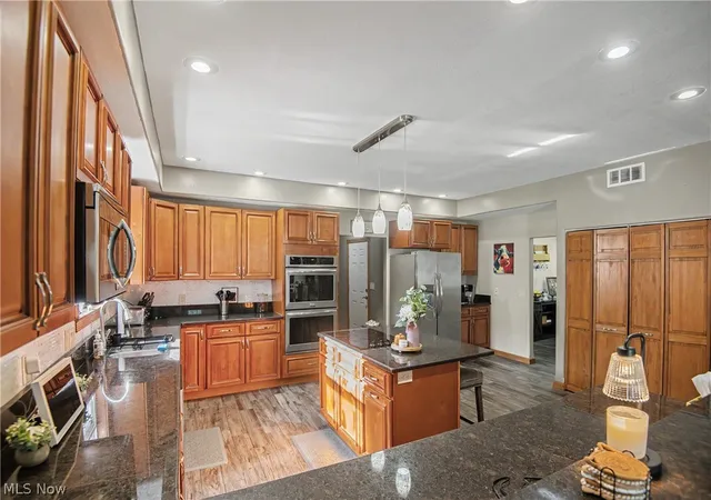 Photo 4 of Single family home for sale at 1461 Stillwagon Rd SE, Warren, OH 44484 | MLS# 5243009 | Listing updated on 2026-09-10