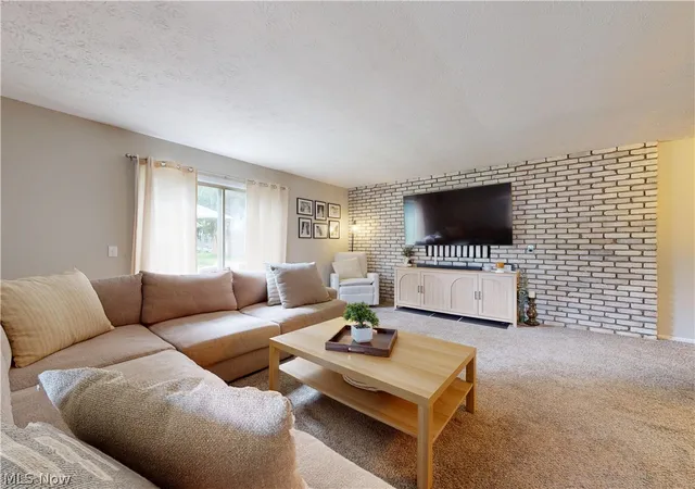 Photo 3 of Single family home for sale at 374 Union St, Bedford, OH 44146 | MLS# 5242998 | Listing updated on 2026-09-29