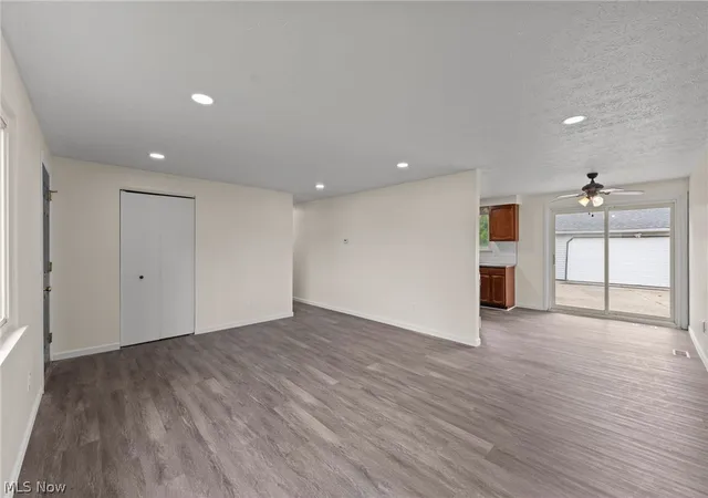 Photo 4 of Single family home for sale at 5830 Beech Dr, Mentor On The Lake, OH 44060 | MLS# 5242775 | Listing updated on 2026-09-08