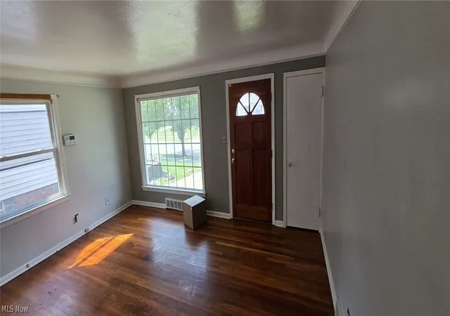 Photo 4 of Single family home for sale at 12304 Tonsing Dr, Cleveland, OH 44125 | MLS# 5243104 | Listing updated on 2026-09-09