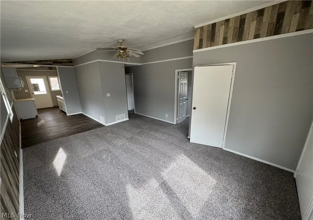 Photo 5 of Single family home for sale at 1029 Chester St, Zanesville, OH 43701 | MLS# 5243097 | Listing updated on 2026-09-08