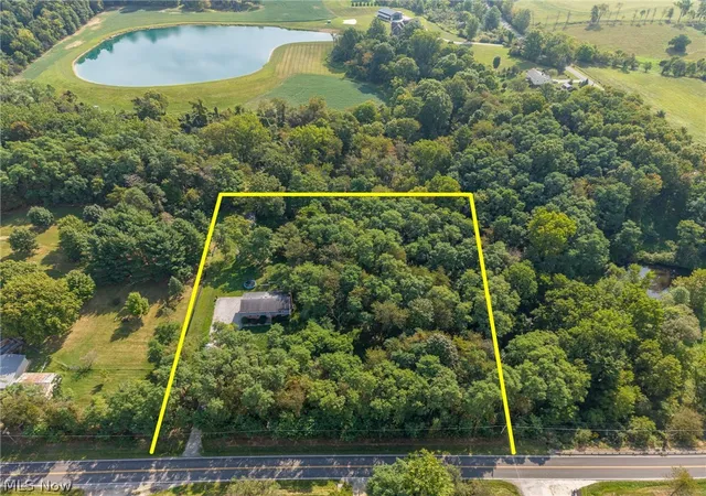 Photo 2 of Sale Pending at 7661 Vandemark Rd, Lodi, OH 44254 | MLS# 5241158 | Listing updated on 2026-09-16