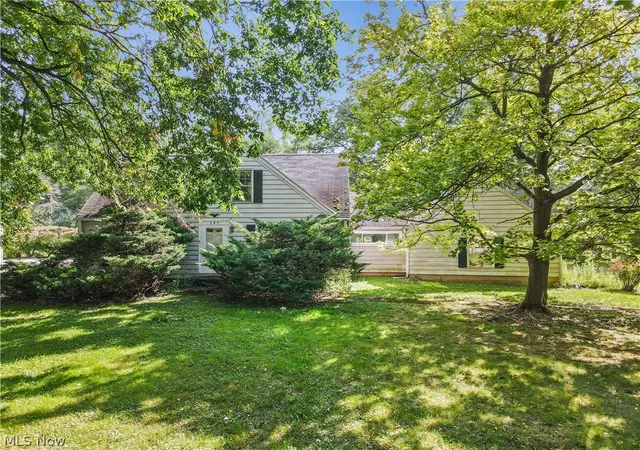 Photo 2 of Sale Pending at 249 S Main St, Hudson, OH 44236 | MLS# 5241844 | Listing updated on 2026-09-23