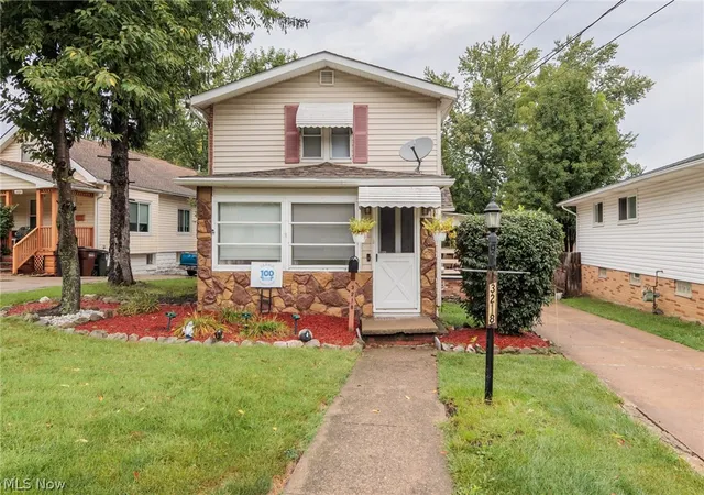Photo 1 of Sale Pending at 3218 W Ridgewood Dr, Cleveland, OH 44134 | MLS# 5242927 | Listing updated on 2026-09-12