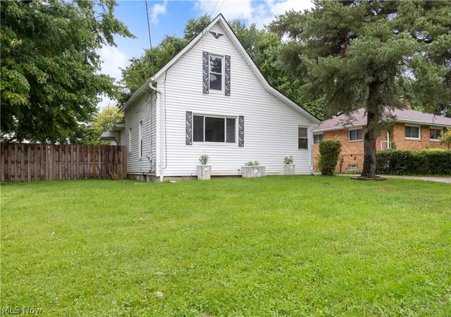 Photo 3 of Single family home for sale at 7540 State Rd, Cleveland, OH 44134 | MLS# 5243125 | Listing updated on 2026-09-08