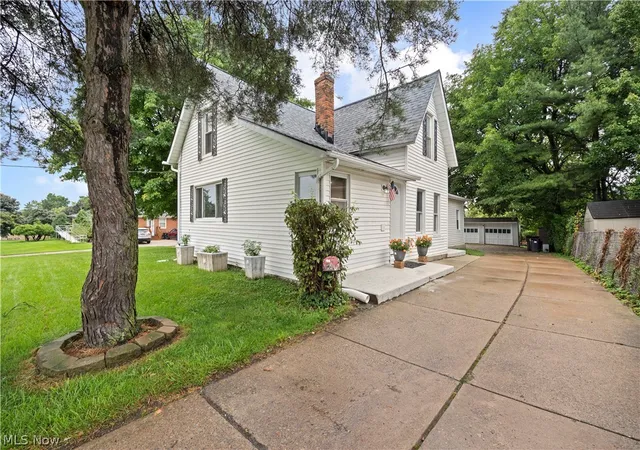 Photo 3 of Single family home for sale at 7540 State Rd, Cleveland, OH 44134 | MLS# 5243125 | Listing updated on 2026-09-08