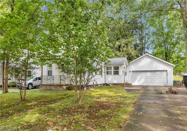 Photo 1 of Sale Pending at 3607 Sanford Ave, Stow, OH 44224 | MLS# 5235903 | Listing updated on 2026-09-13