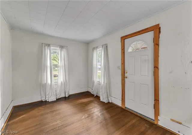 Photo 3 of Sale Pending at 3607 Sanford Ave, Stow, OH 44224 | MLS# 5235903 | Listing updated on 2026-09-13