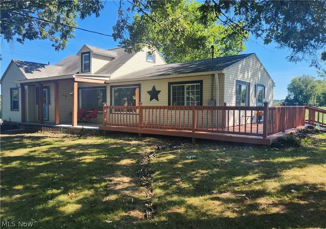 Photo 2 of Single family home for sale at 5261 Dailey Rd, New Franklin, OH 44319 | MLS# 5243120 | Listing updated on 2026-09-08