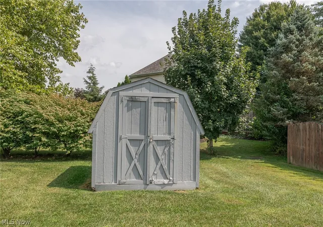 Photo 3 of Sale Pending at 3233 Bramblewood Way, Avon, OH 44011 | MLS# 5240544 | Listing updated on 2026-09-13