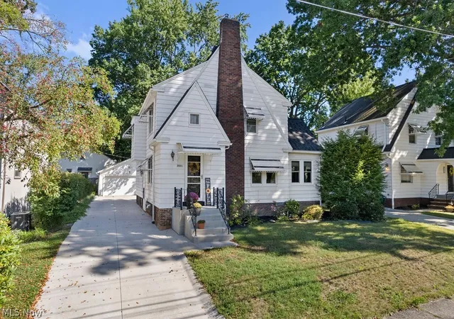 Photo 2 of Single family home for sale at 2031 Ohio Ave, Cuyahoga Falls, OH 44223 | MLS# 5243148 | Listing updated on 2026-09-11