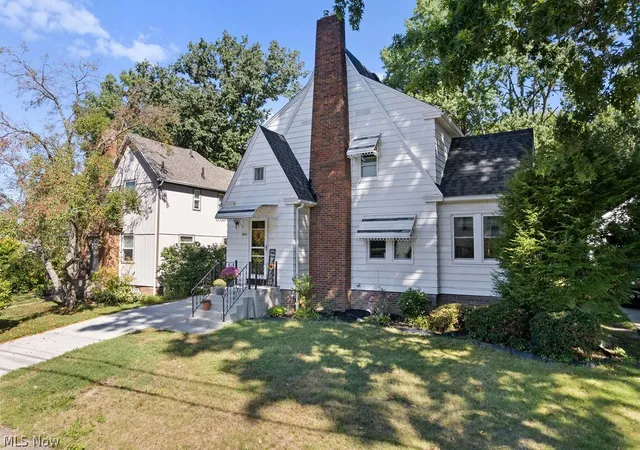 Photo 3 of Single family home for sale at 2031 Ohio Ave, Cuyahoga Falls, OH 44223 | MLS# 5243148 | Listing updated on 2026-09-11