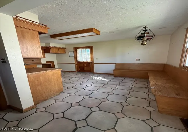 Photo 3 of Sale Pending at 1518 34th Street Ne, Canton, OH 44714 | MLS# 5243195 | Listing updated on 2026-09-21