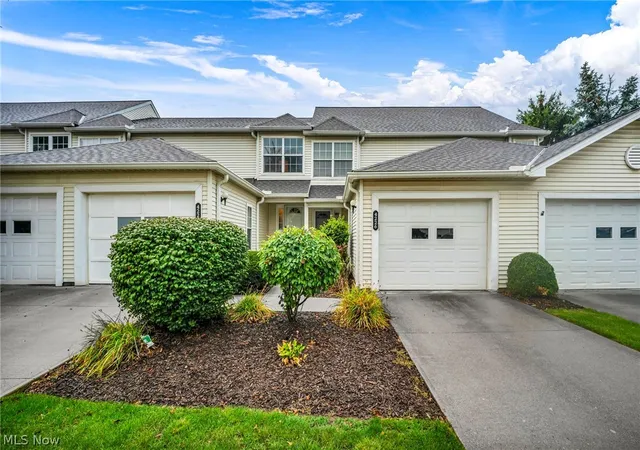Photo 1 of Condo for sale at 4226 River Ridge Dr, Cleveland, OH 44109 | MLS# 5243078 | Listing updated on 2026-09-08